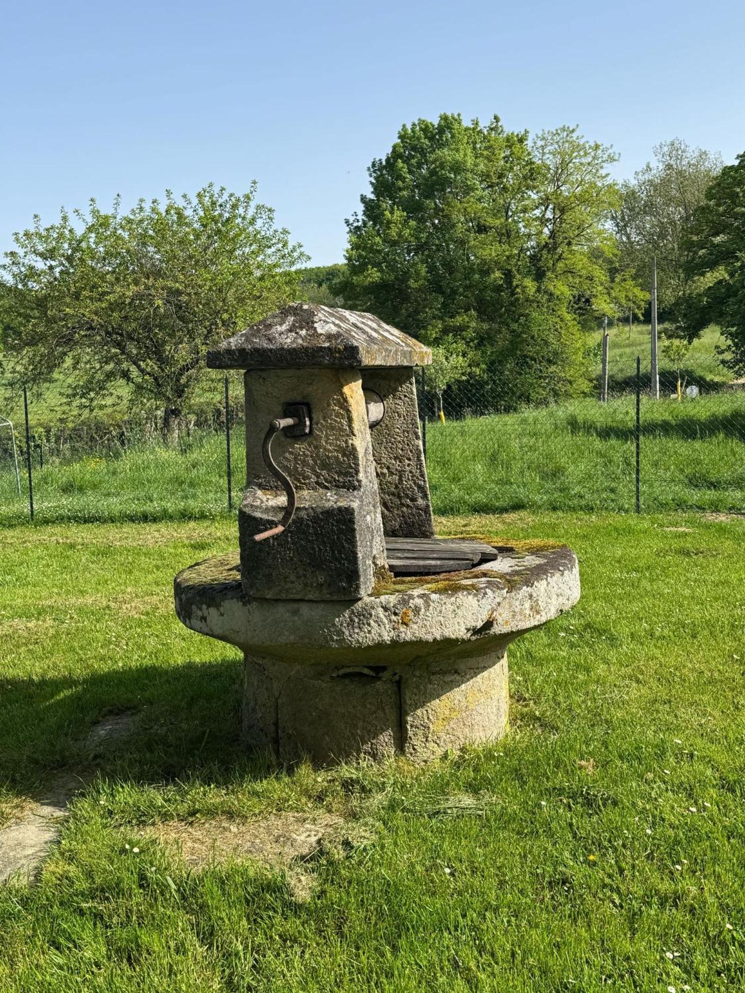 Gite A La Ferme Le Rousset Luaran gambar
